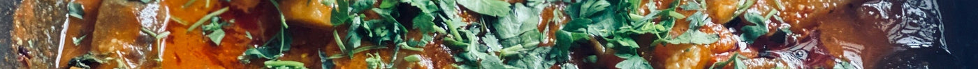 Aubergine curry met bruine basmatirijst